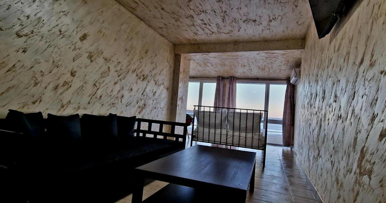 Lazy Lounge Apartments Мангалия Экстерьер фото